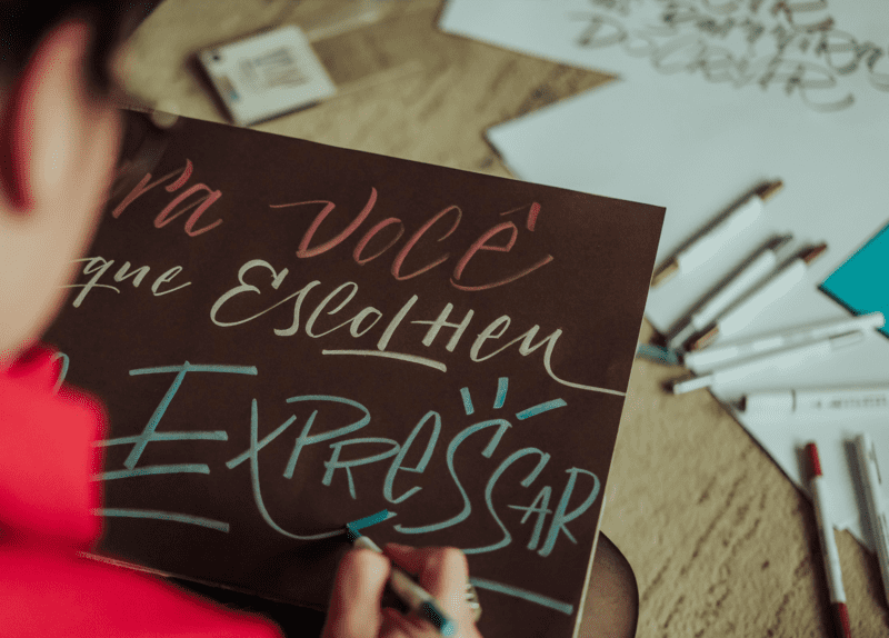 lettering sobre arte